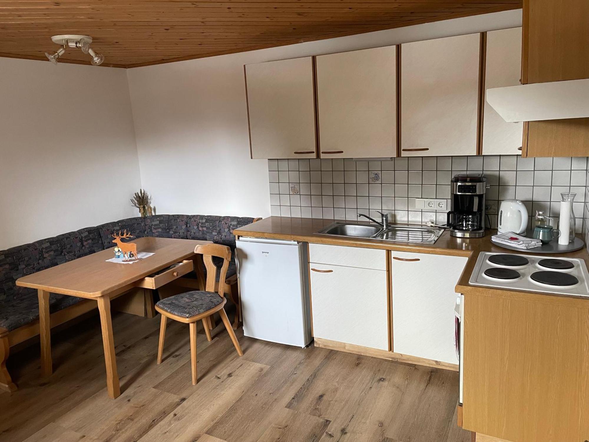 Apartment In Ruhiger Lage In *